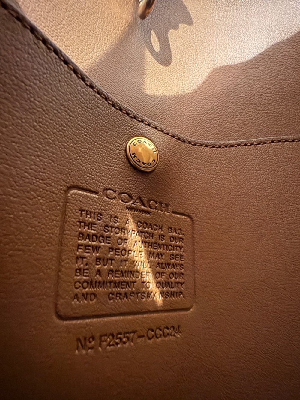 Coach Bucket Bleeker Full-Size - Picture 4 of 4